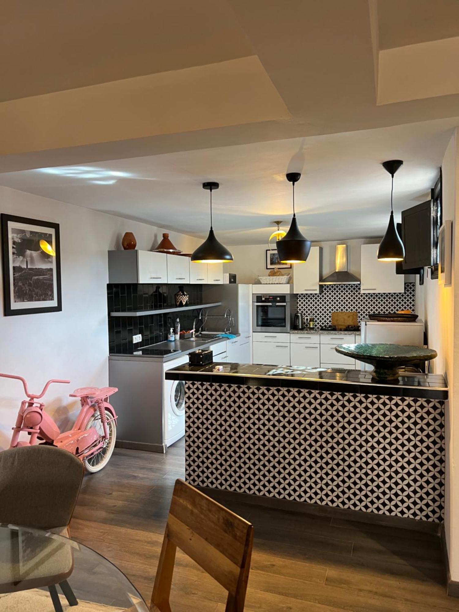 מרקש "Le 21", Exclusive Luxury Duplex 400M From Jemaa El Fna Place -Hammam-Jacuzzi-Koutoubia View-Roof Terrace -Speed Wifi מראה חיצוני תמונה