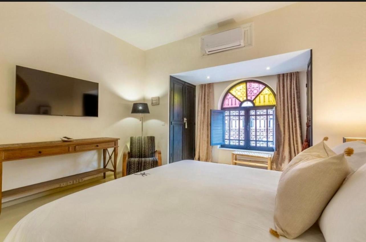 מרקש "Le 21", Exclusive Luxury Duplex 400M From Jemaa El Fna Place -Hammam-Jacuzzi-Koutoubia View-Roof Terrace -Speed Wifi מראה חיצוני תמונה